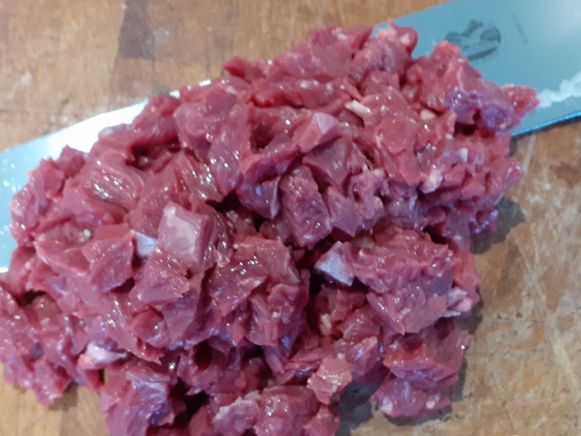 Diced Skirting ( pasty beef )